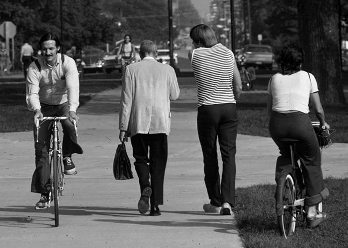1970s students on bikes